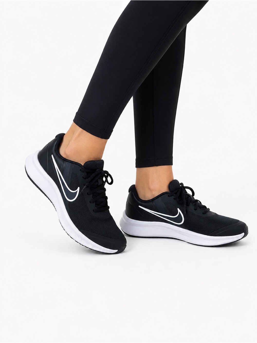Nike Black/White Women's Running Sneaker